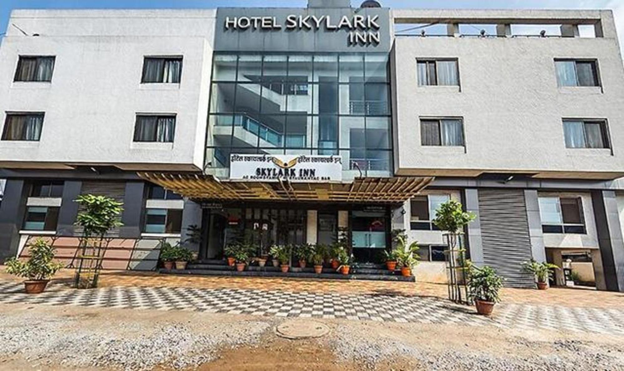 Fabhotel Skylark Inn Nashik Exterior foto